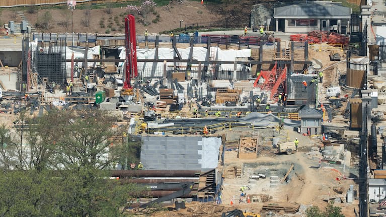 Work continues on the construction of the ballroom at the White House.