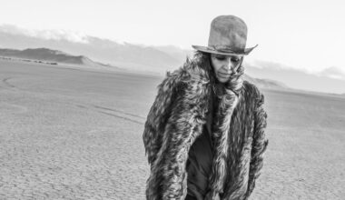 Linda Perry to receive international award at The Ivors
