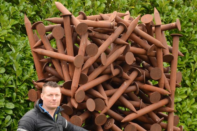 Former builder set to have his sculpture shown at leading auction