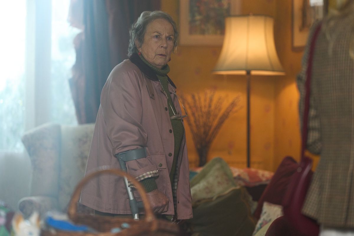 Pam Ferris in Amandaland