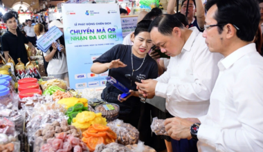 Int’l visitors spend more through digital payments in Vietnam