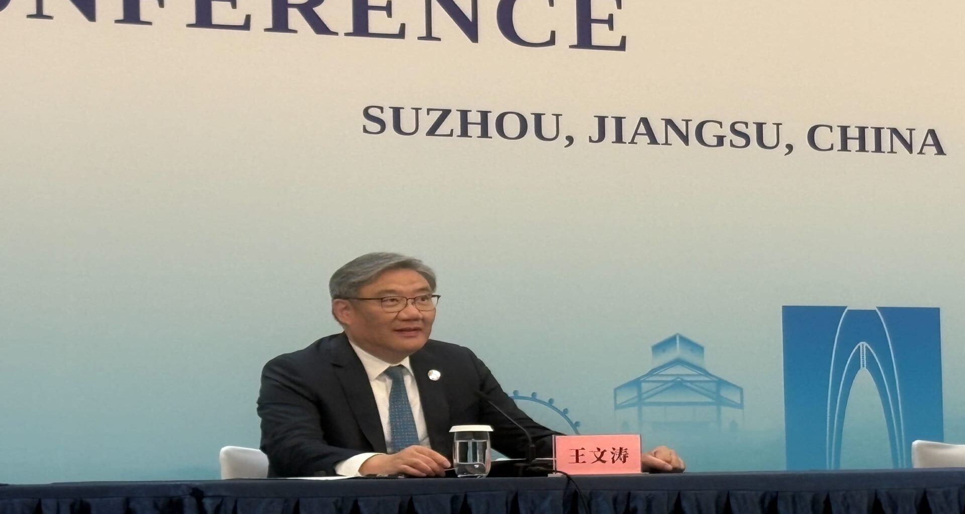 Three signs from APEC that the U.S., China remain far apart on trade