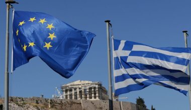 Greece's budget surplus of €5bn blows past forecasts in first quarter of 2026