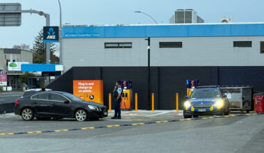 SunLive - Two arrested after Tauranga pursuit