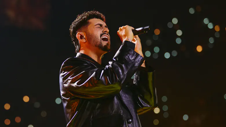 'Am Israel chai!' on the Eurovision stage
