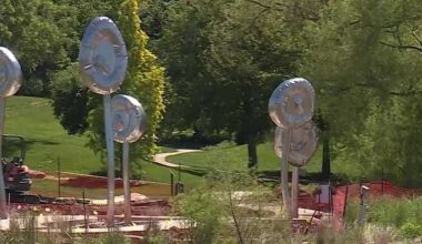 New Overland Park Arboretum sculpture honors late Kansas City artist