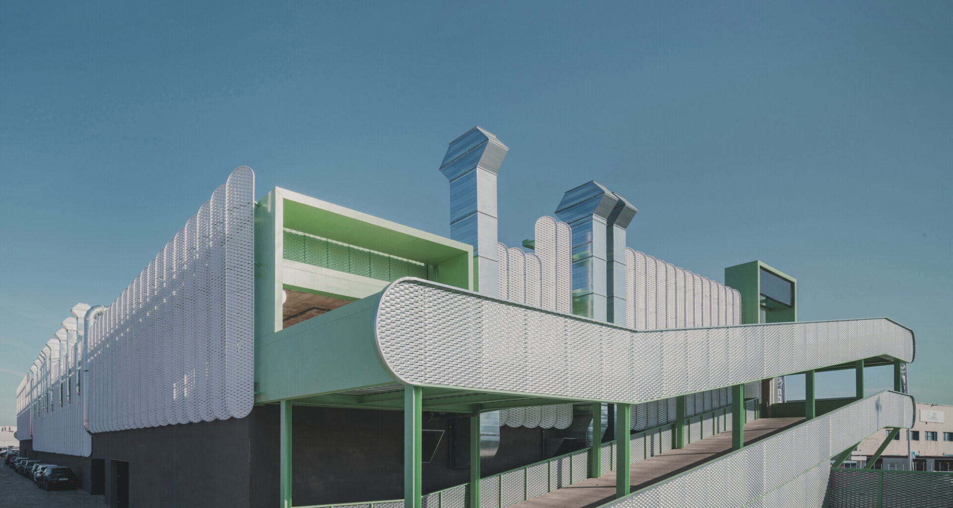 Leganés Auto Center / OOIIO Arquitectura