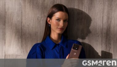 Motorola Edge 70 Pro's global version arrives with a periscope telephoto camera and wireless charging