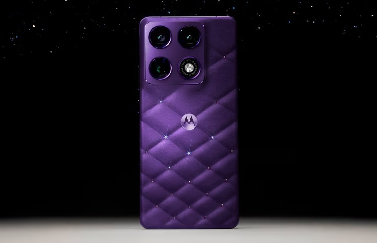 Motorola Signature and Buds 2 Plus with Swarovski crystals are here