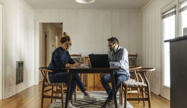 ‘Secrecy around money can damage trust quickly’ – the unhealthy financial habits that can hurt relationships