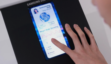 Samsung Turned Smartphone Screens Into Health Monitors: Blood Pressure, Heart Rate and More