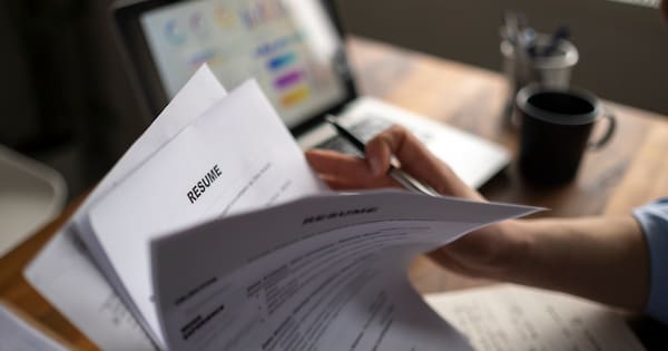 Job hunters struggling to get through AI screening, algorithms