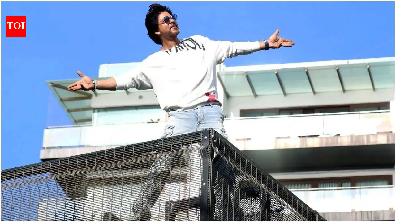 Shah Rukh Khan: ‘Order aya hai Shah Rukh Khan ke naam ka’: Delivery boy rushes to meet King Khan in Mannat, only to find a twist on doorstep |