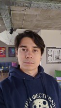 Stills from the selfie videos: Oppo Find X9 Ultra