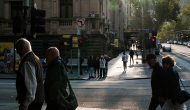 Australian Retirees Increase Superannuation Withdrawals as Cost Pressures Mount
