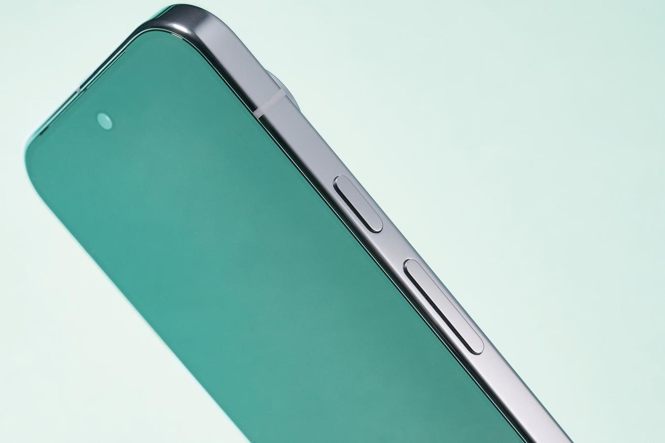Google To Change Search On Pixel Phones After 10 Years With New Setting, Report Claims