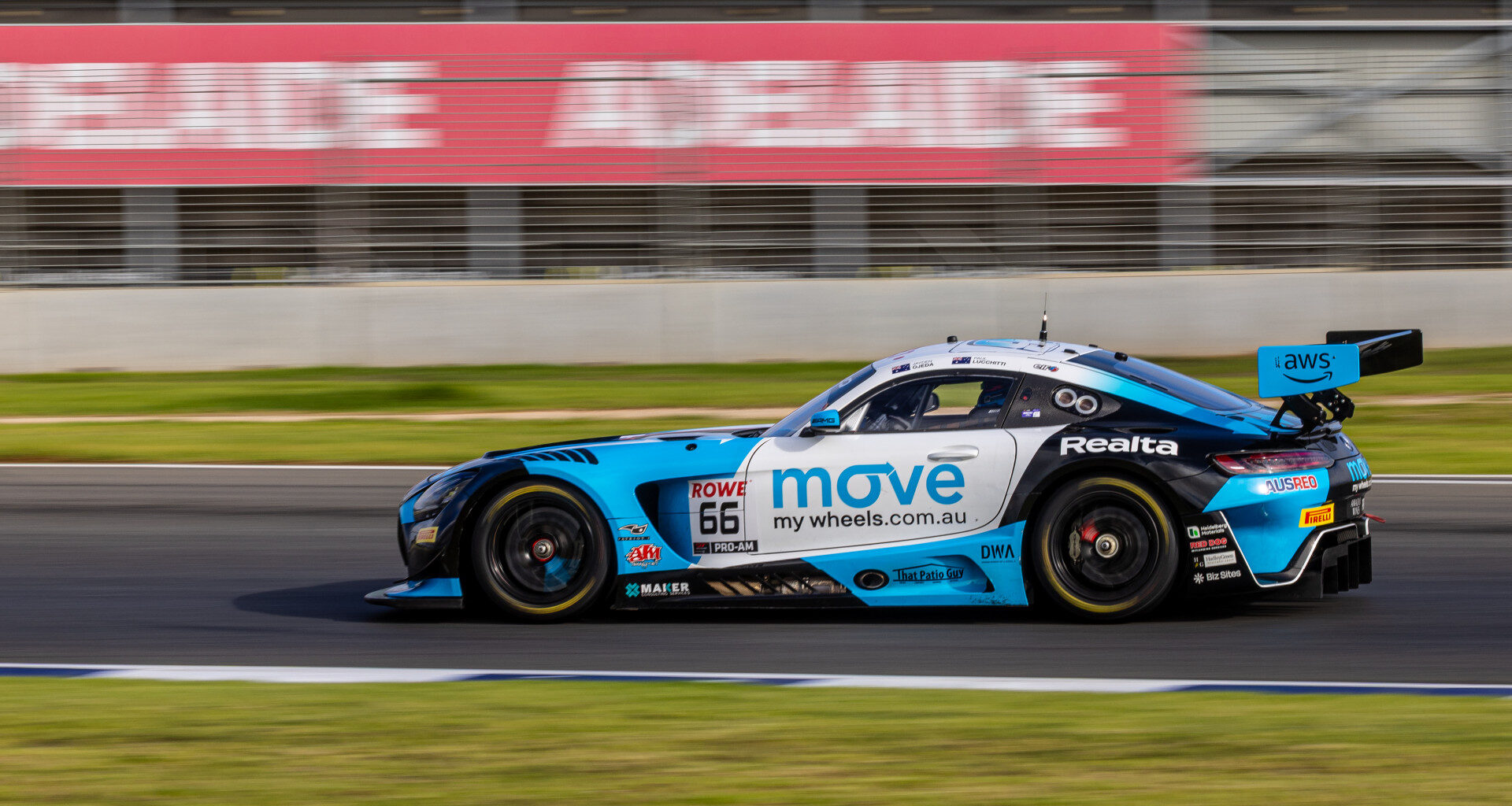 SRO GT news: Ojeda/Lucchitti hold off late charge to take Sunday GT win