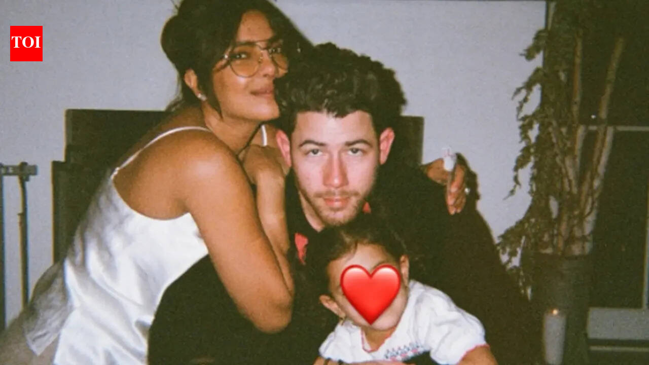 Nick Jonas shares UNSEEN pics with his 'jaan' Priyanka Chopra and Malti Marie on Mother's Day: 'We love you so much' |