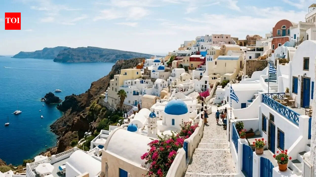 Greek Island Houses: Why are Greek island houses painted blue and white: The surprising history has more to do with survival than beauty | World News