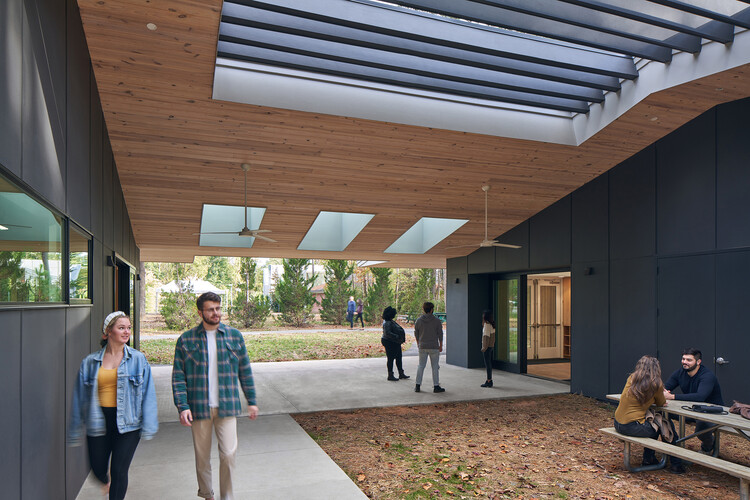Dogtrot House: Vernacular Knowledge and Climate-Responsive Design - Image 19 of 41