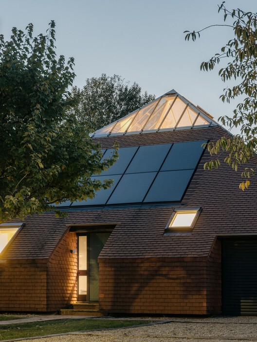 Pyramid House / Khan Bonshek - Exterior Photography