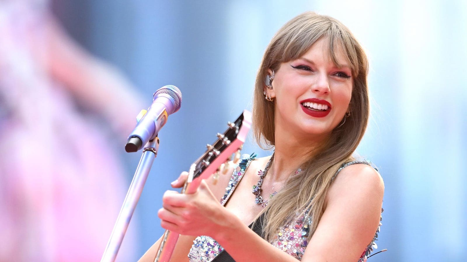 Taylor Swift’s Fan-Favorite Album Reaches A Longevity Chart Milestone