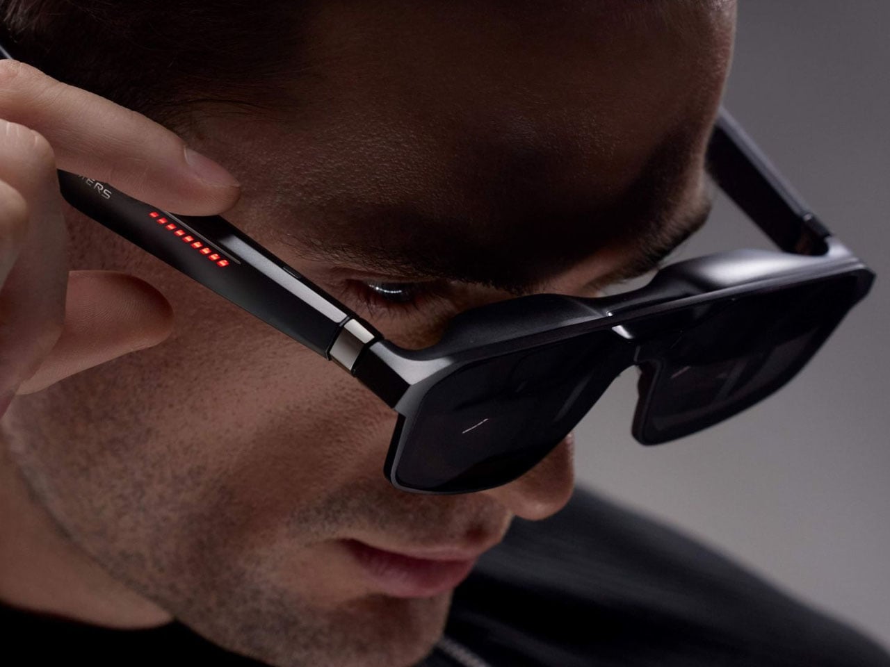 ASUS’ $849 XREAL R1 glasses deliver console-sized 3D gaming anywhere without bulky gear