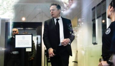 A setback for Musk, zooming asteroid, life at sea: Catch up on the day’s stories