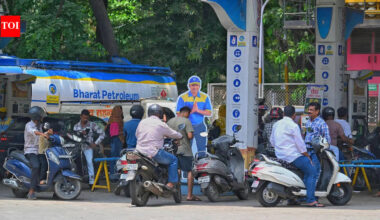 Petrol price in Mumbai rises to Rs 108.5, diesel to Rs 95; surge sharpens concerns in transport sector | Mumbai News