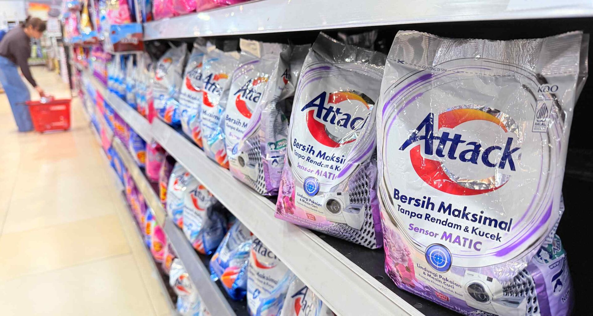 Indonesia faces 'vicious' stagflation: Japan consumer goods firm