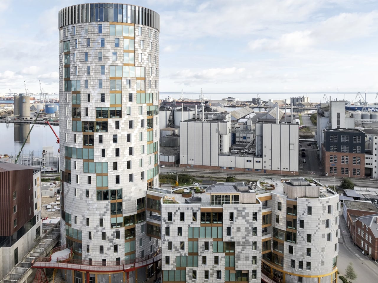 TRÆ Is the Timber Tower That Turns Waste Into Architecture
