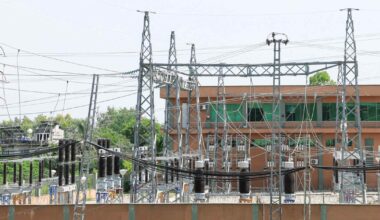 Pakistan offers up 3 state-owned power distributors in privatization push