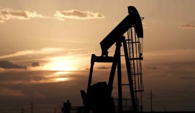Yen's purchasing power sinks to new low as oil prices sap strength