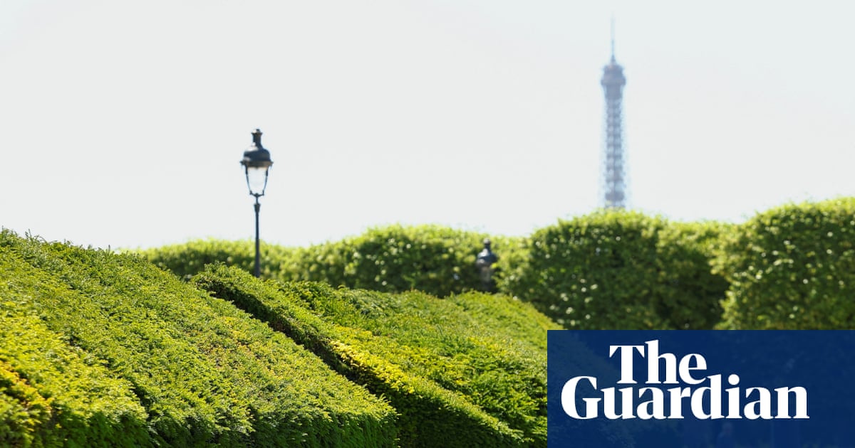 ‘Mind-bogglingly crazy’: climate experts alarmed by deadly spring heatwaves searing Europe | Extreme heat
