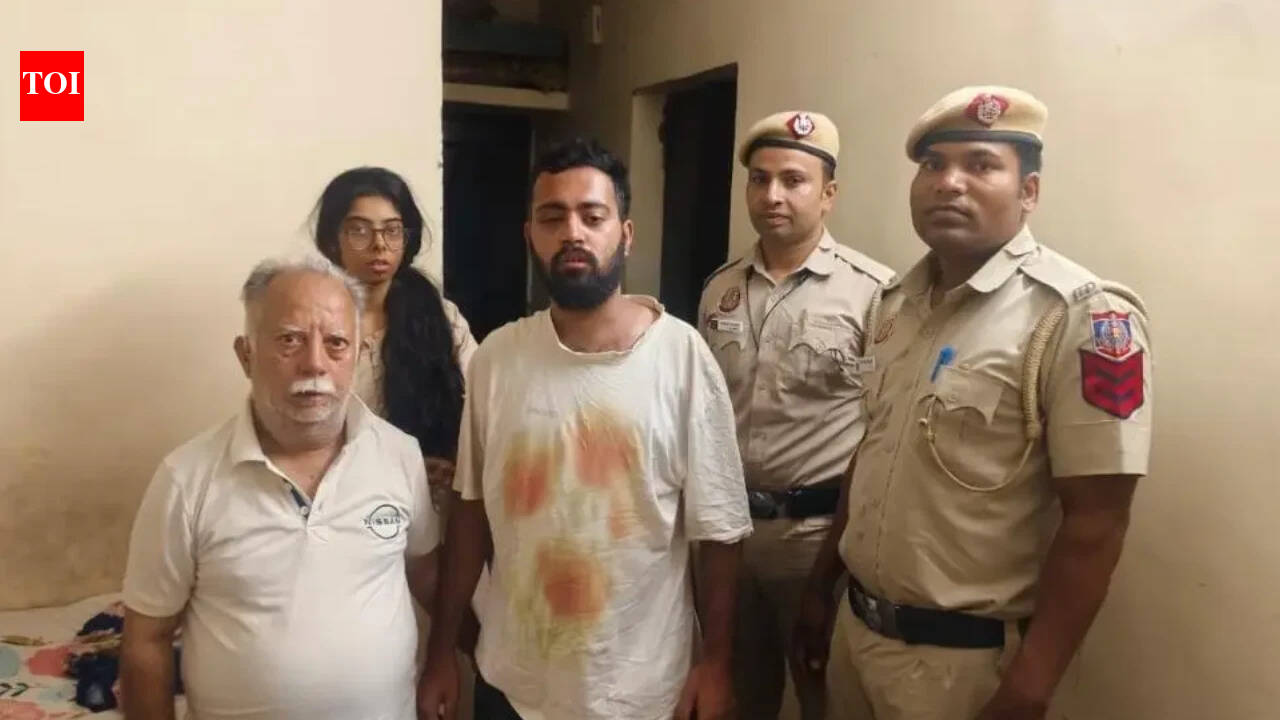 A father's relief, a team's triumph! How Delhi police tracked a missing mentally challenged man across state lines to bring him home | Delhi News