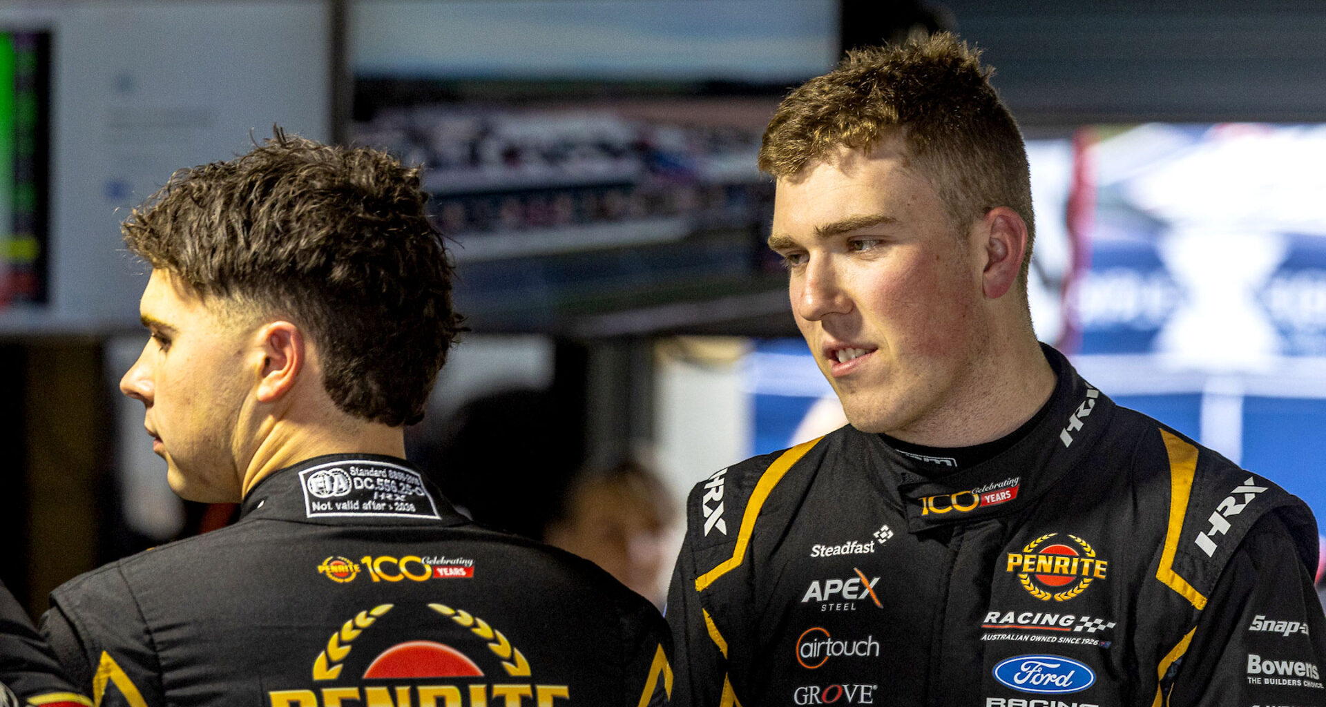 news: Matt Payne reveals he suffered broken wrist in training accident