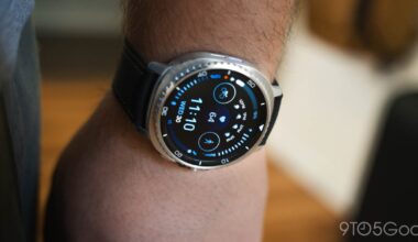 Galaxy Watch 9 Classic might be coming with raise-to-talk feature