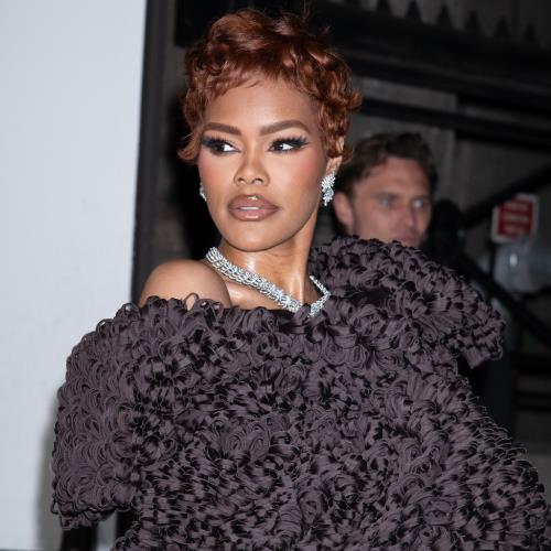 Teyana Taylor walks off stage after teleprompter failure at Billboard Women in Music Awards - Music News