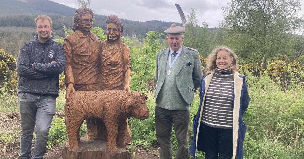 Muckle Mouthed Meg sculpture unveiled in Thornielee Forest