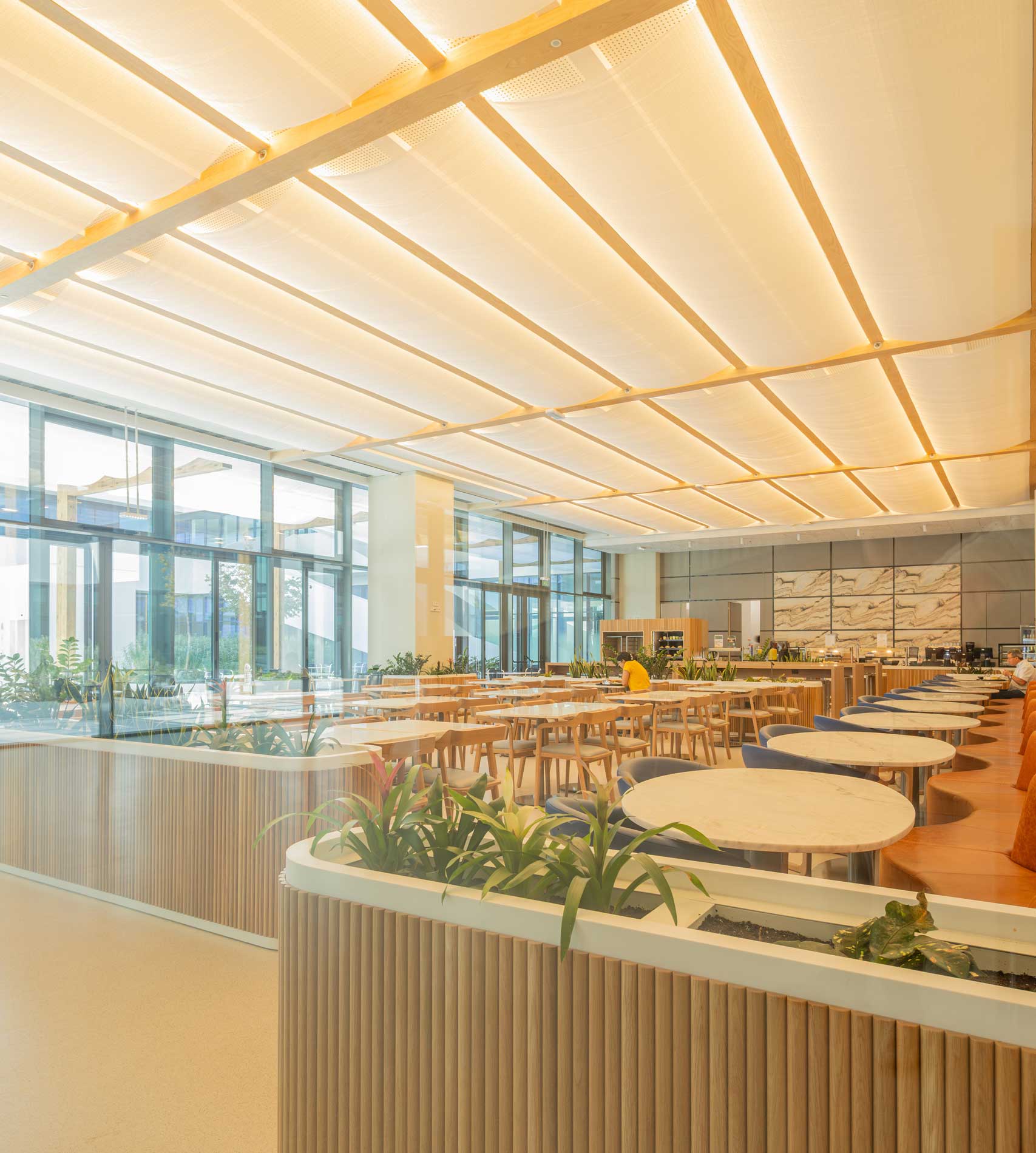 cafeteria of oriente green campus