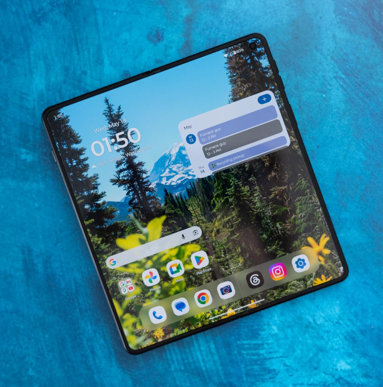 Motorola Razr Fold showing inner screen