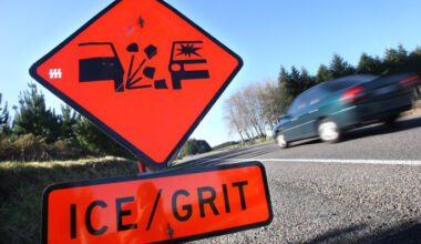 SunLive - Black ice warning as temperatures drop