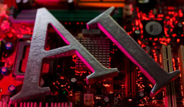 Institutional investors boosted holdings of AI infrastructure plays during first quarter