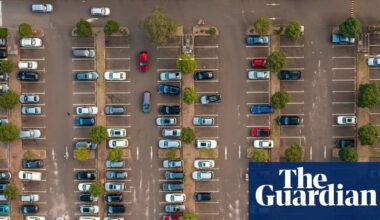 Scrapping 86,000 new car parking spaces could save $5.2bn and drive down rents, Grattan report finds | Transport