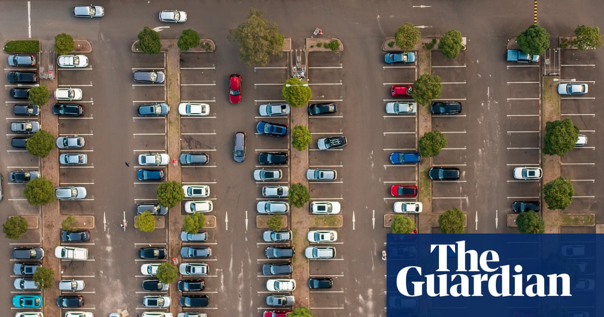 Scrapping 86,000 new car parking spaces could save $5.2bn and drive down rents, Grattan report finds | Transport