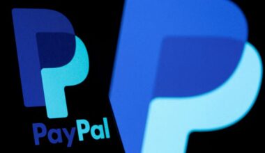 Tencent links PayPal to WeChat Pay network, enabling US users to spend across China