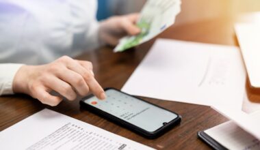 Managing the mental weight of household expenses