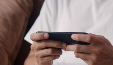 Experts: Games intentionally designed to trigger addictive behaviour