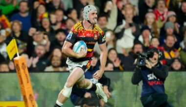 Blues crash to heavy Chiefs defeat, face daunting Crusaders quarterfinal