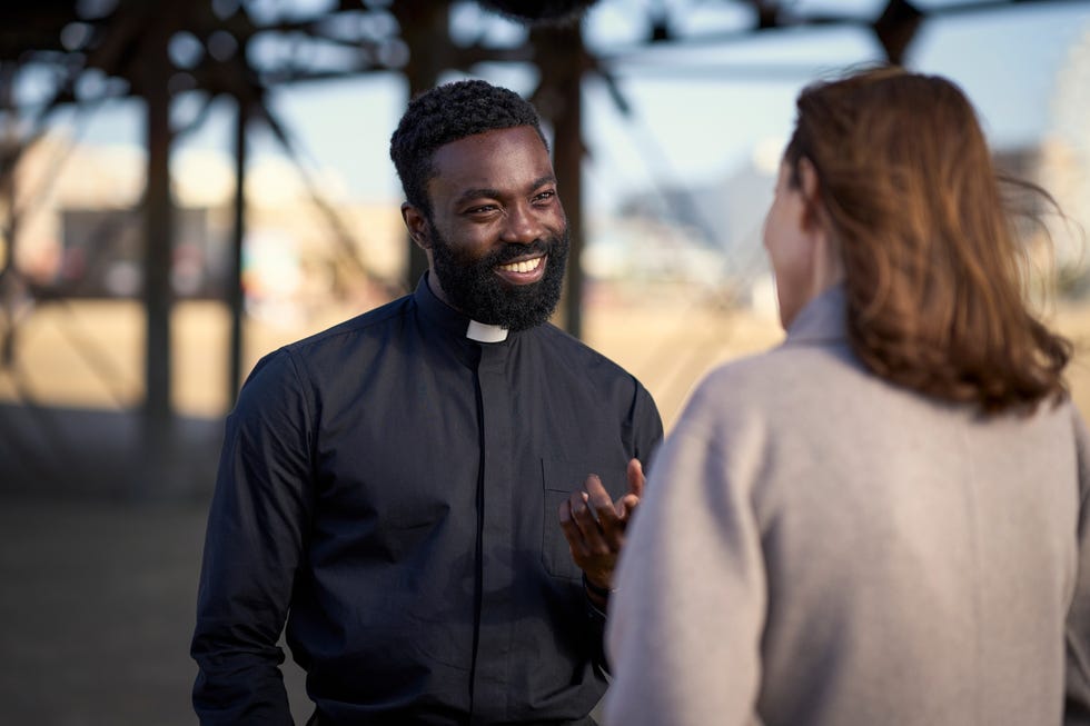 Keeley Hawes, Paapa Essiedu, Falling keeley hawes, paapa essiedu, falling